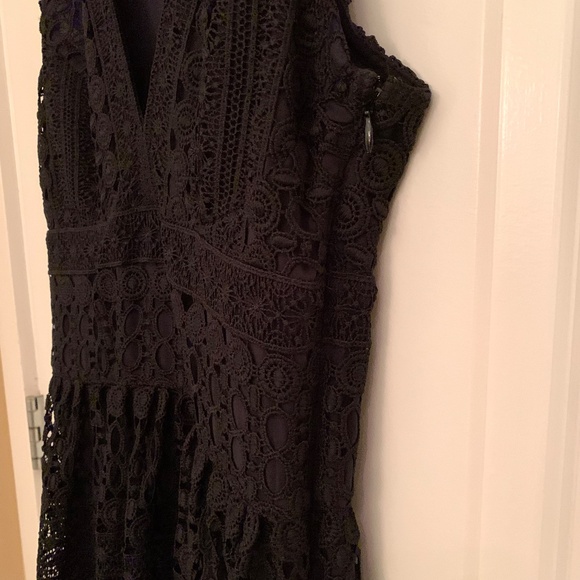 Abercrombie & Fitch Lace Crochet V-Neck Skater Dress Black Size 2 - Picture 6 of 16